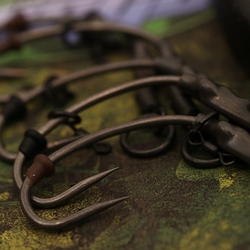 Gardner Háčky Curved Rigga Hooks (CVR) Barbed